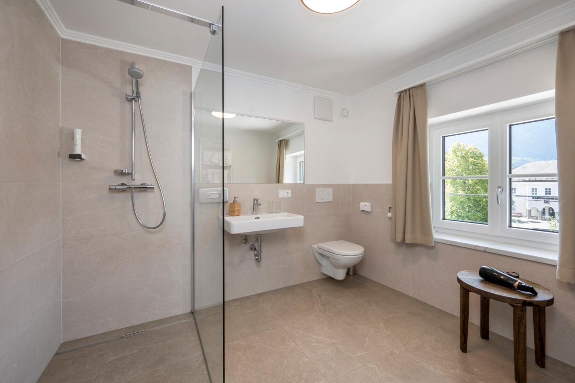 Kirchenwirt Hotel Strobl Bagian luar foto